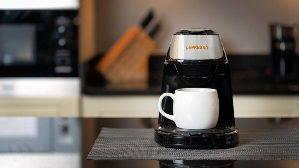 612Mv8nWxTL._AC_SL1500_ LePresso Mini Coffee Maker with Mug 450W - Black